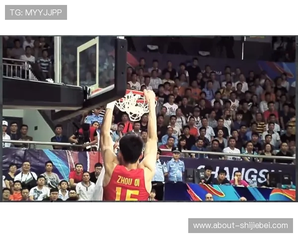 世界杯男篮直播实时更新，最新比赛动态与精彩片段同步呈现